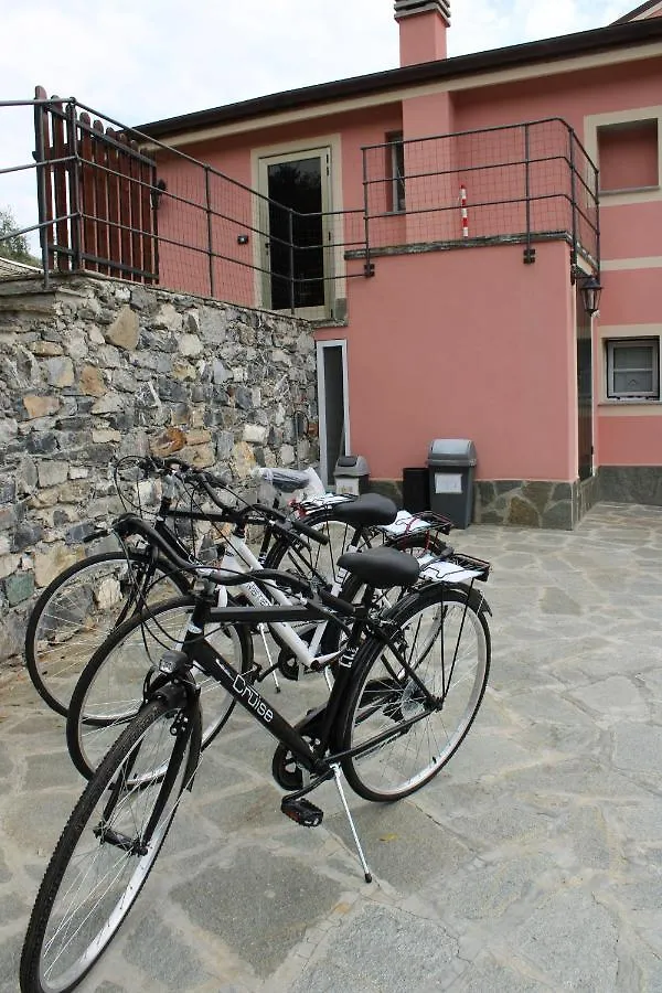 Fior D'Olivo: Private Villa with Pool Near Sestri Levante Center and Beaches Santo Stefano del Ponte 0*,  Italy